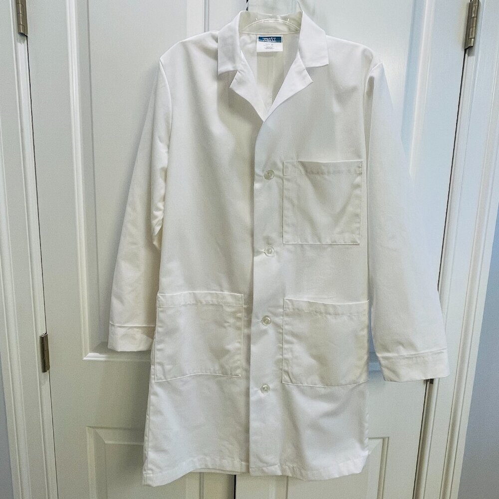 EUC Meta Medical/Lab Coat, White, 3 Pockets, Pleated, Style #1963 11, Size 34